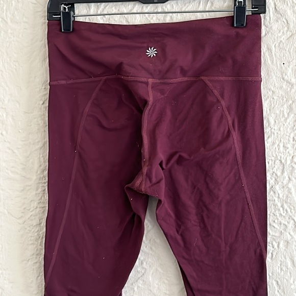 Athleta Salutation Powervita Crop Capri Leggings Medium Raisin Purple Brown - Picture 3 of 11